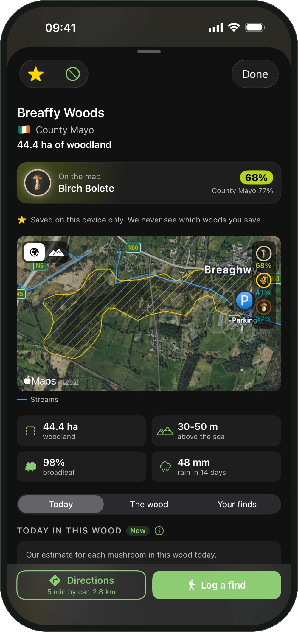La ficha de un bosque en ShroomCast con la probabilidad de hoy y el trayecto en coche